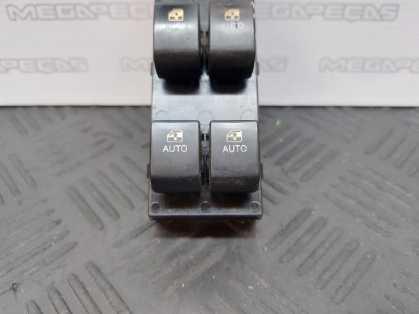 Mando / interruptor elevalunas delantero izquierdo KIA Ceed SW (ED) Imagem-1