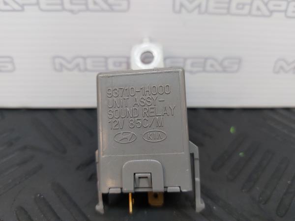 Botón / interruptor electromecánico KIA Ceed SW (ED) Imagem-1