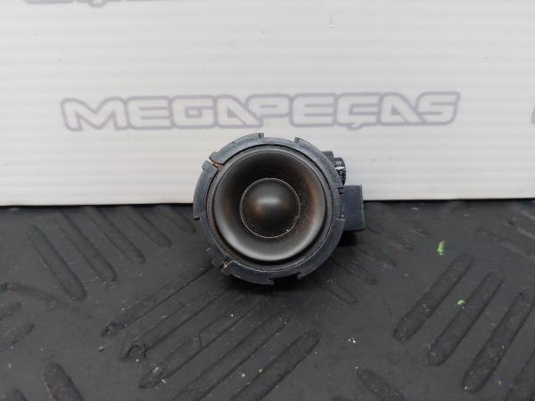 Columna de sonido KIA Ceed SW (ED)