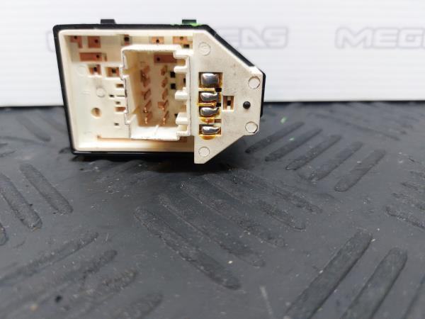 Mando de espejos KIA Ceed SW (ED) Imagem-3