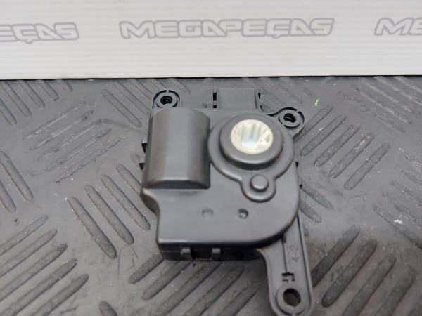 Motor del compuerta de la calefacción KIA Ceed SW (ED) Imagem-3