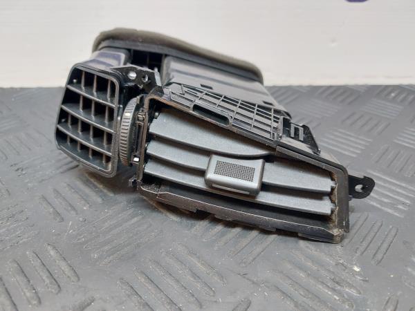 Difusor / salida de aire KIA Ceed SW (ED)