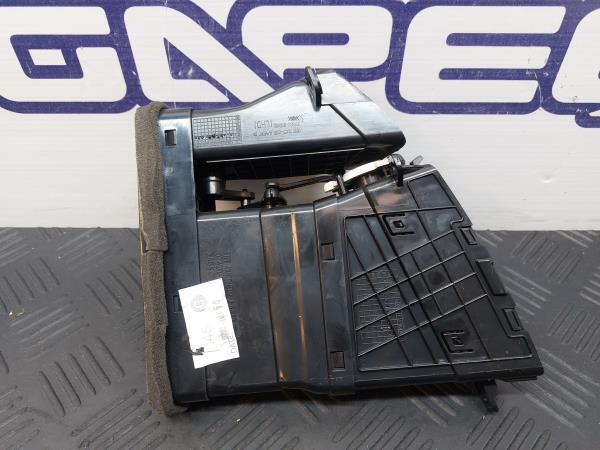 Difusor / salida de aire KIA Ceed SW (ED) Imagem-5