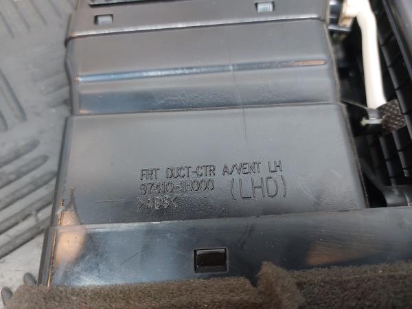 Difusor / salida de aire KIA Ceed SW (ED) Imagem-6