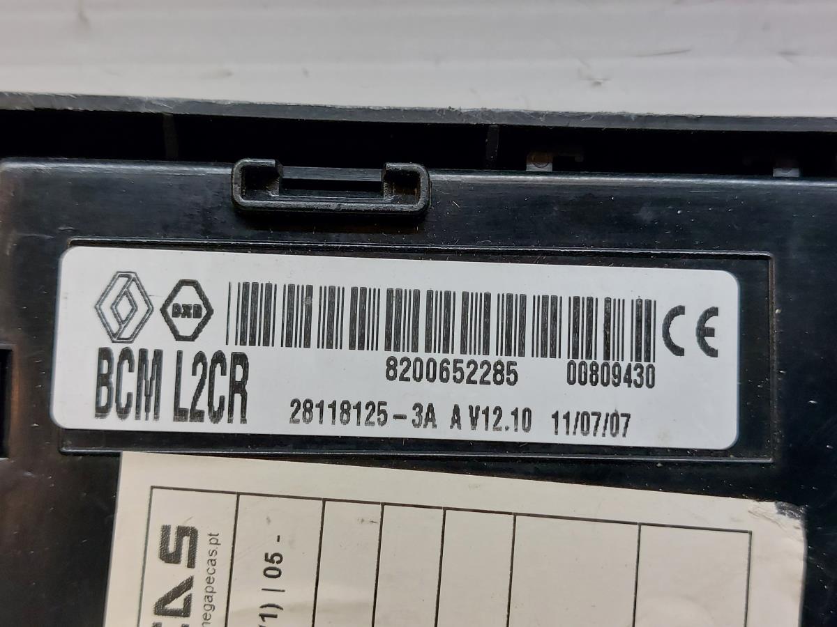 Boîte de fusibles / SAM / BSI RENAULT Clio III (BR0/1, CR0/1) Imagem-6