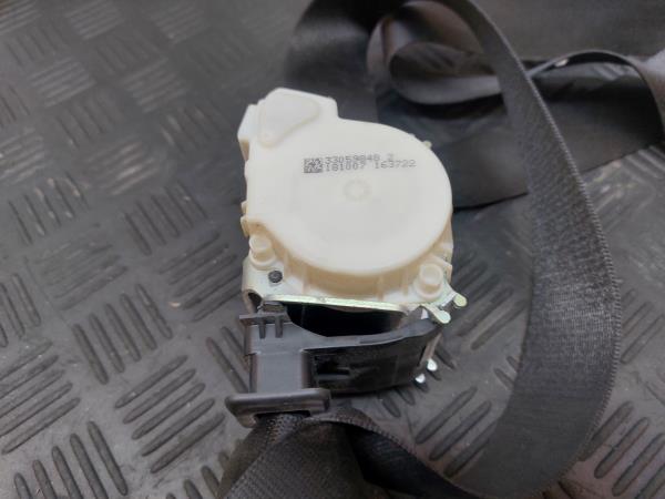 Left front seatbelt pretensioner BMW 1 (E87) Imagem-3