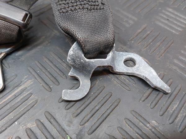 Left front seatbelt pretensioner BMW 1 (E87) Imagem-9