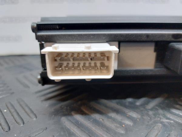Amplificador de Altavoz PEUGEOT 407 SW (6E_) Imagem-3