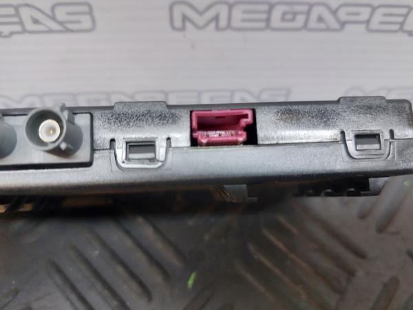 Amplificatore Antenna PEUGEOT 407 SW (6E_) Imagem-3