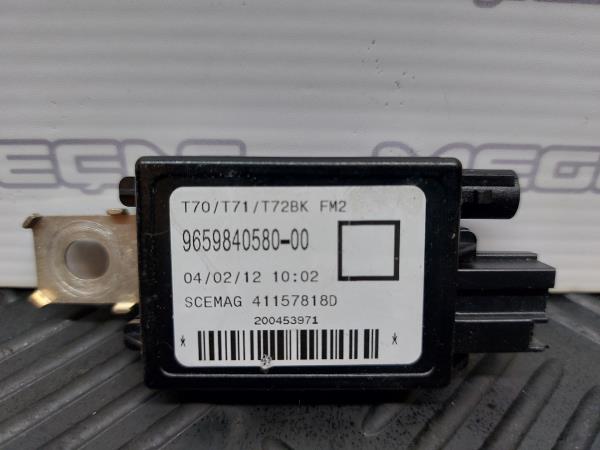 Amplificateur Antenne PEUGEOT 308 SW Imagem-1