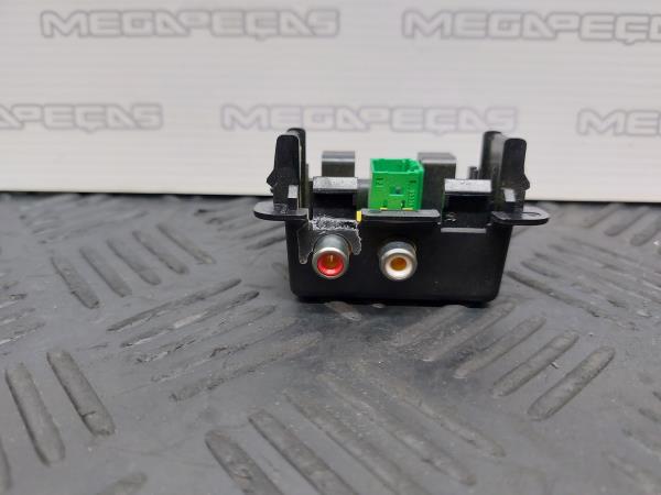 Módulo USB / AUX / IPOD PEUGEOT 308 SW Imagem-1