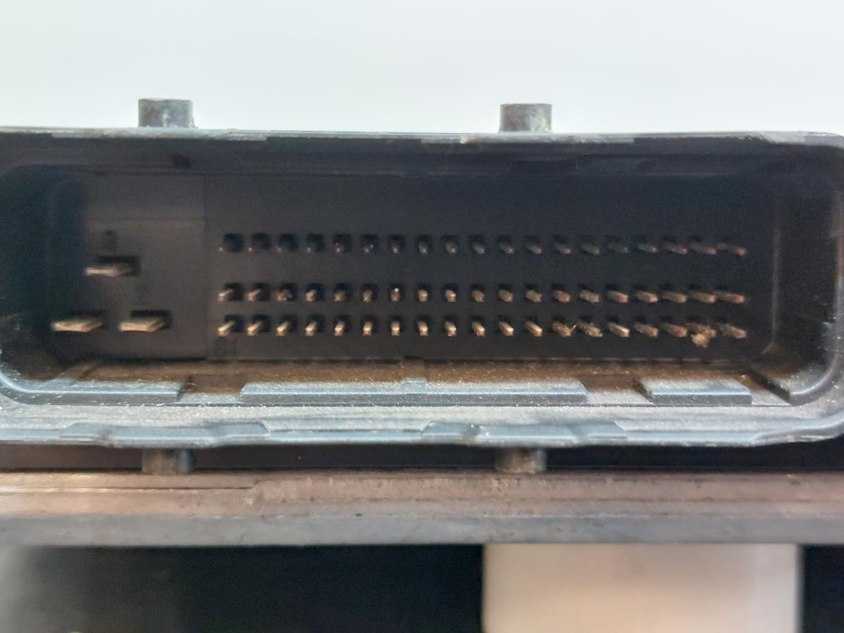 Centralina motor / ECU OPEL Zafira A (F75_) Imagem-4