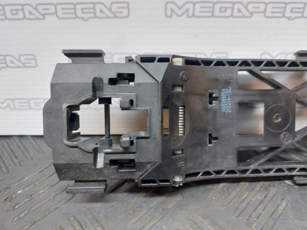Soporte Manija puerta Trasera Izquierda VOLKSWAGEN Polo (6R, 6C) Imagem-1
