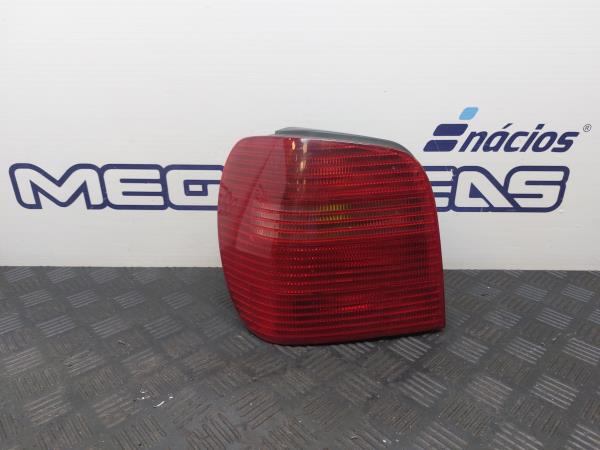 Farolim esquerdo VOLKSWAGEN Polo (6N)
