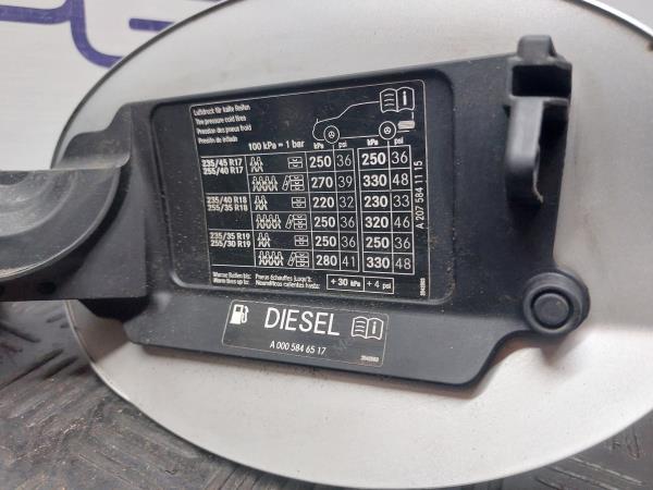 Bouchon/Volet De Trappe De Réservoir à Carburant  MERCEDES-BENZ Classe E Cabriolet (A207) Imagem-2