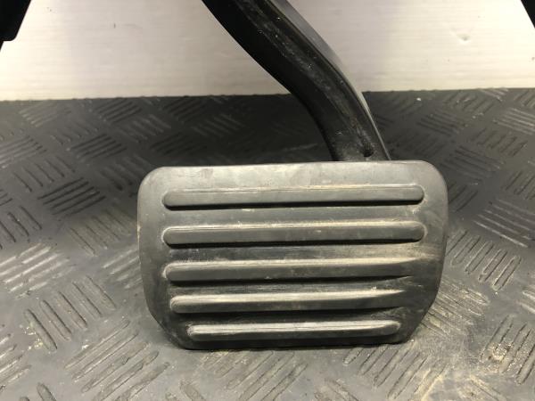 Pedal PORSCHE Cayenne (92A) Imagem-1