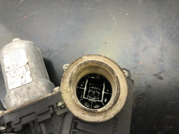 Left front window regulator TOYOTA Auris Hatchback (_E15_) Imagem-2