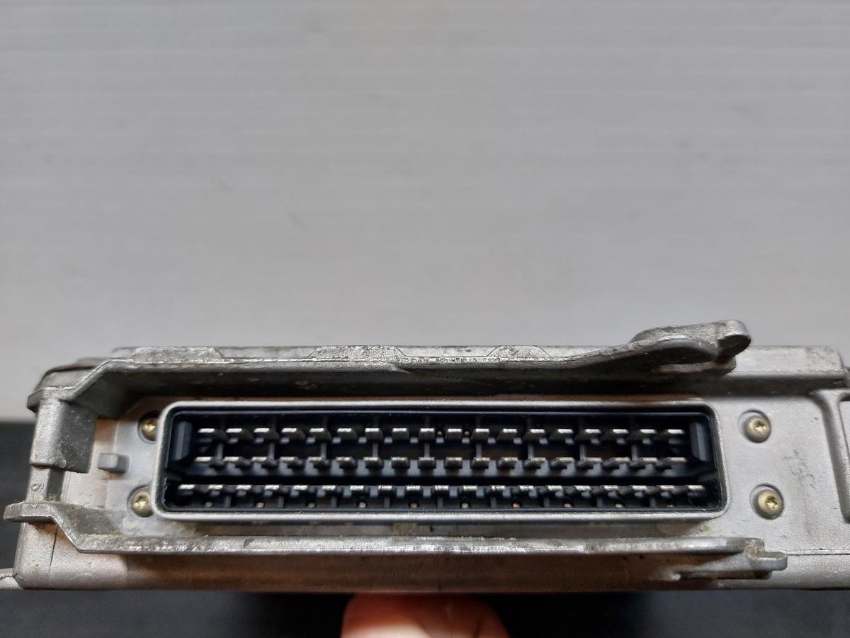 Engine control unit / ECU BMW 3 (E36) Imagem-4
