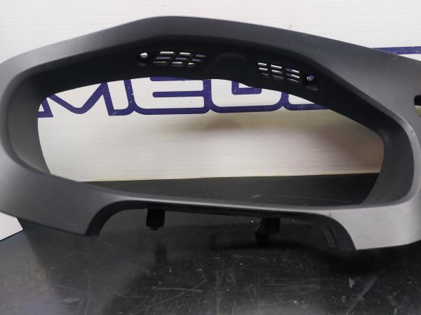 Aro Del Cuadro De Instrumentos VOLVO V40 Hatchback Imagem-5