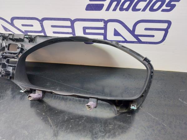 Aro Del Cuadro De Instrumentos VOLVO V40 Hatchback Imagem-8