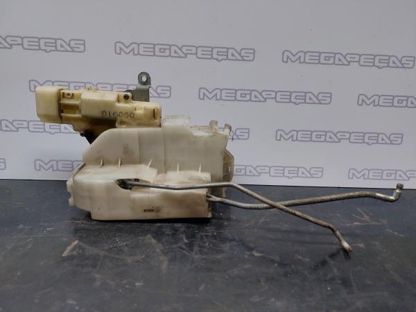 Fechadura / fecho porta frente esquerdo ISUZU D-Max I (TFR, TFS) | 2002 - 2012
