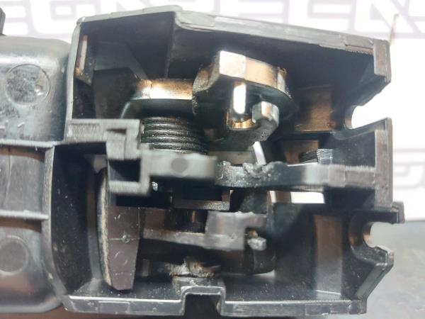 Rear Right interior door handle TOYOTA Yaris (_P13_) Imagem-5