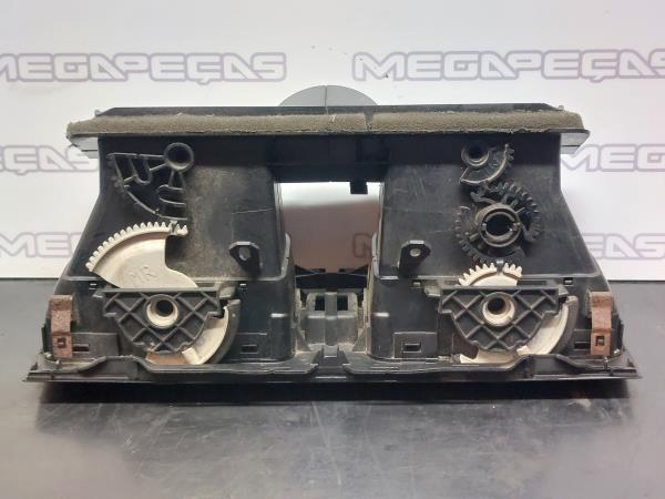 Diffuser / air vent VOLKSWAGEN Golf VI (5K1) Imagem-10
