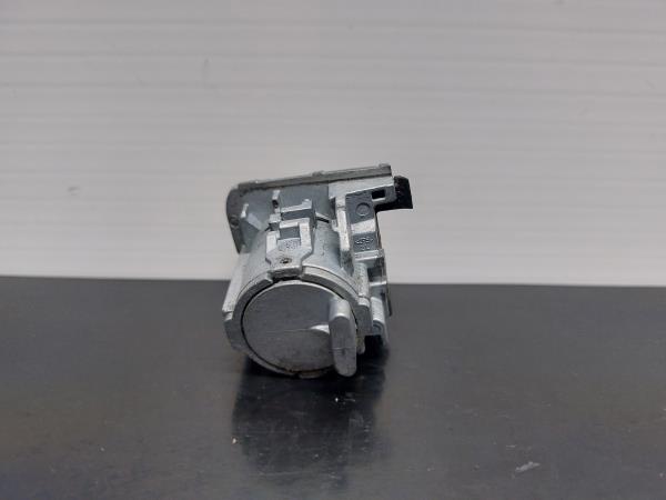 Canhão de porta MERCEDES-BENZ Classe C (W205) Imagem-2