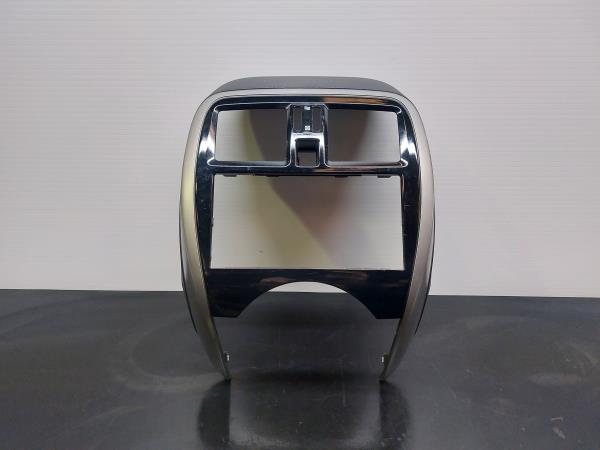 Moldura da consola central / rádio / aro NISSAN Micra IV (K13) | 2010 - 2025