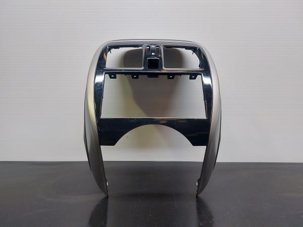 Dashboard trim NISSAN Micra IV (K13) Imagem-1