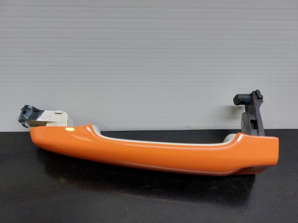 Puxador porta trás esquerdo NISSAN Micra IV (K13) Imagem-1