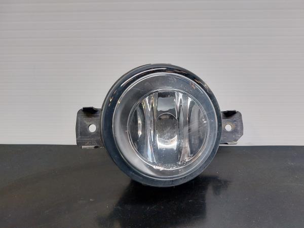 Farol nevoeiro frente esquerdo NISSAN Micra IV (K13)