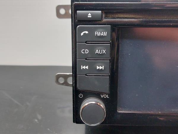 Rádio / auto-rádio NISSAN Micra IV (K13) Imagem-2