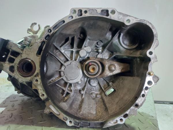 Caixa de velocidades manual TOYOTA Corolla Sedan (_E11_) Imagem-1