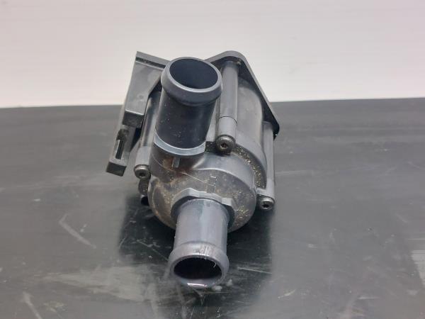 Bomba de agua AUDI A5 Sportback (8TA) Imagem-1