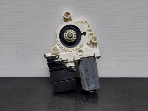 Motor vidro trás esquerdo VOLKSWAGEN Golf V (1K1)