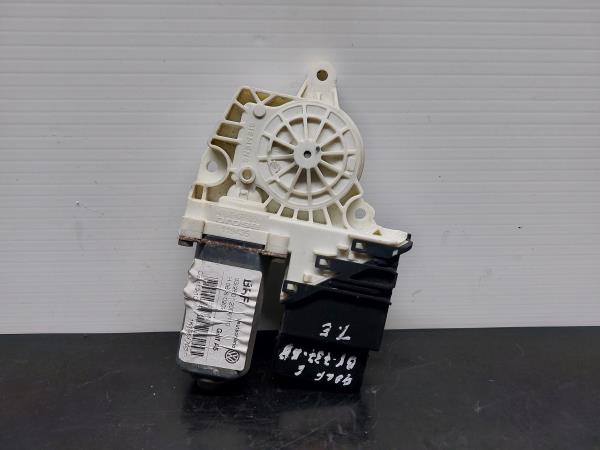 Motor vidro trás esquerdo VOLKSWAGEN Golf V (1K1) Imagem-1