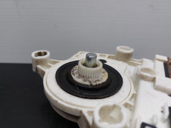 Motor vidro trás esquerdo VOLKSWAGEN Golf V (1K1) Imagem-2