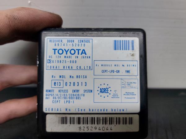 Centralina do fecho central TOYOTA Yaris (_P1_) Imagem-4