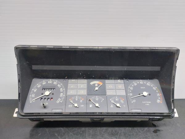 Quadrante / Cuadro de instrumentos LANCIA Delta I (831_)