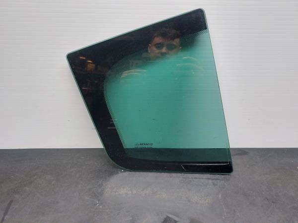 Right rear triangle window RENAULT Megane III (BZ0_)