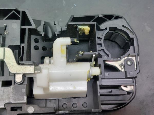 Right rear door handle support RENAULT Megane III (BZ0_) Imagem-5