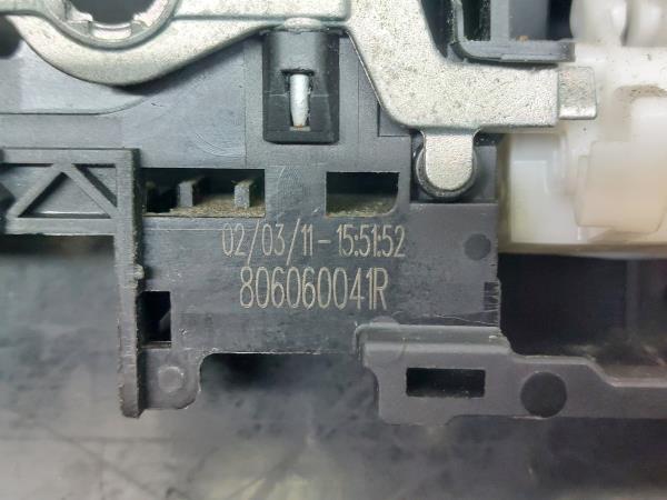 Right rear door handle support RENAULT Megane III (BZ0_) Imagem-4