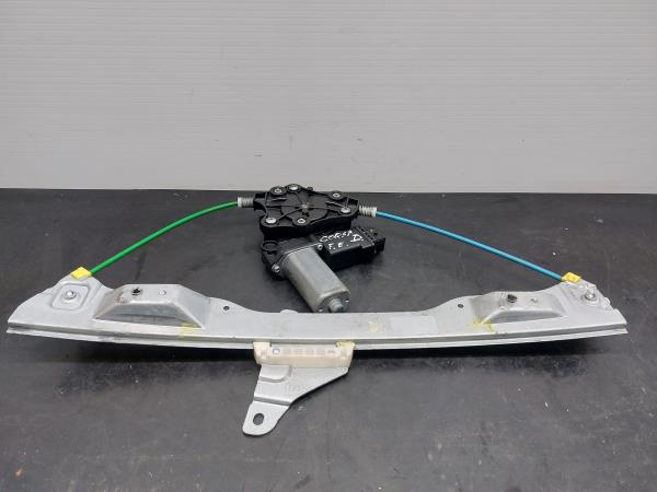 Alzavetro anteriore sinistro OPEL Corsa D