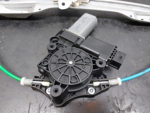 Left front window regulator OPEL Corsa D Imagem-4
