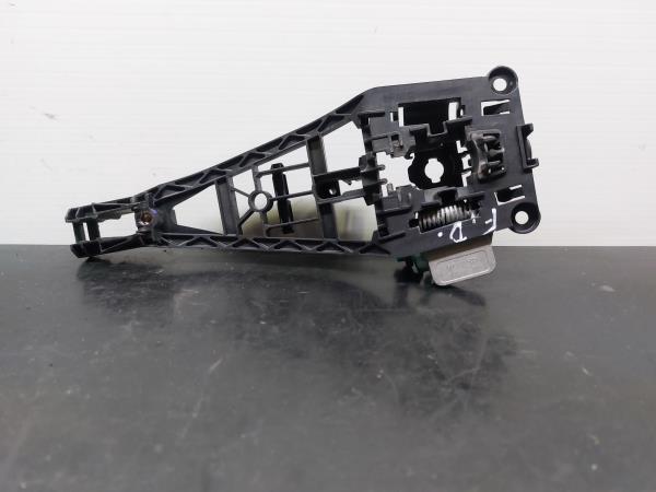 Supporto maniglia porta anteriore destra OPEL Corsa D