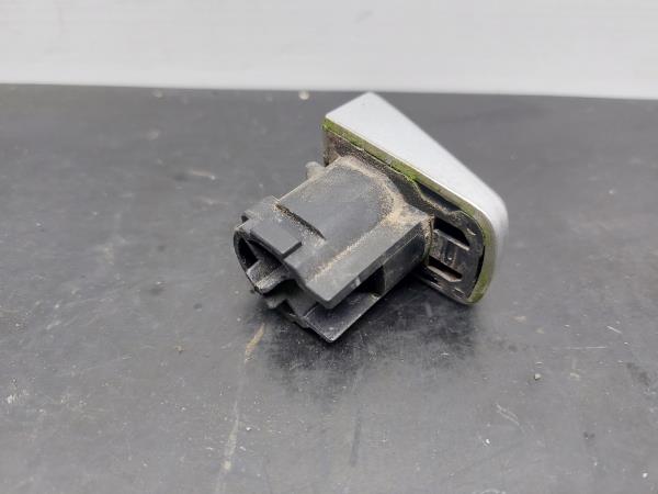 Cache poignée de porte Droite OPEL Corsa D Imagem-2