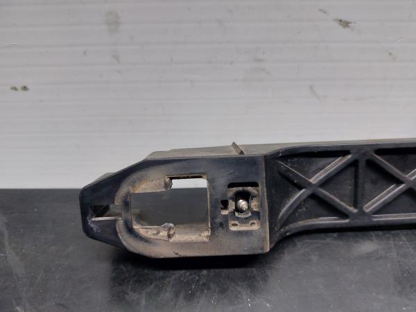 Support poignée porte avant gauche TOYOTA Corolla Hatchback (_E12_) Imagem-2