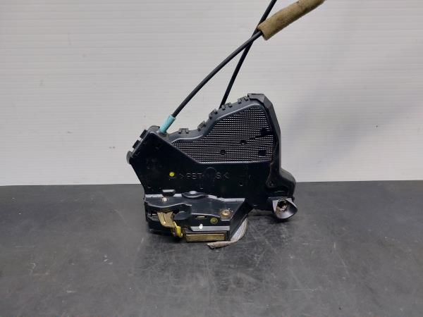 Front Left Door Lock TOYOTA Corolla Hatchback (_E12_)