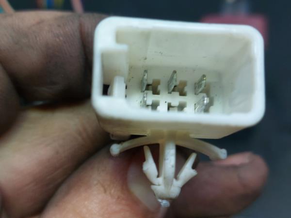 Interior wiring TOYOTA Corolla Hatchback (_E12_) Imagem-7